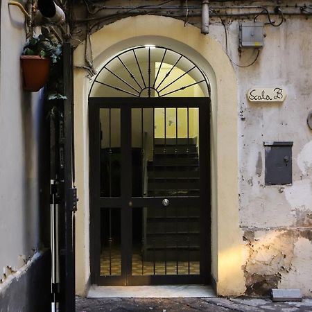 Cozy Apartment In Piazza Cavour By Wonderful Italy Неаполь Экстерьер фото